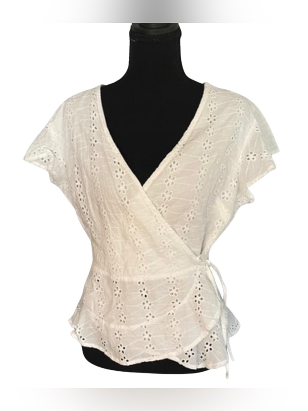 Japna White Eyelet Wrap Blouse with Flutter Sleeves Size Large NWOT